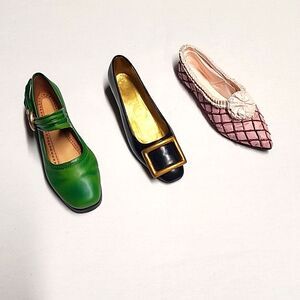 Just Right Shoe vintage shoes three nick nacks green, pink, black